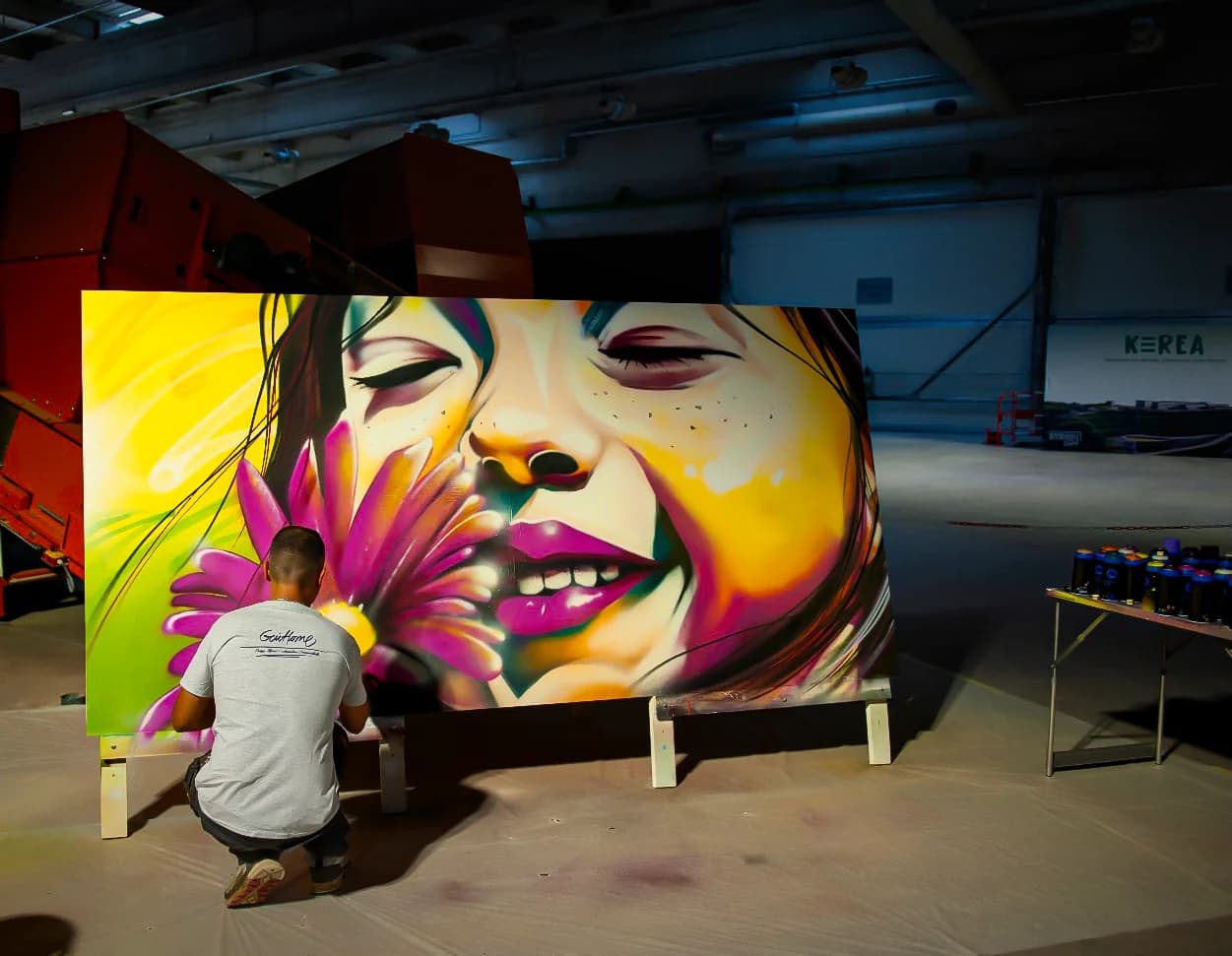 Fresque murale KEREA — détail portrait coloré